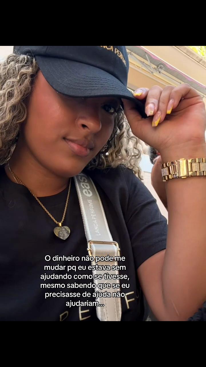 @Leticinha