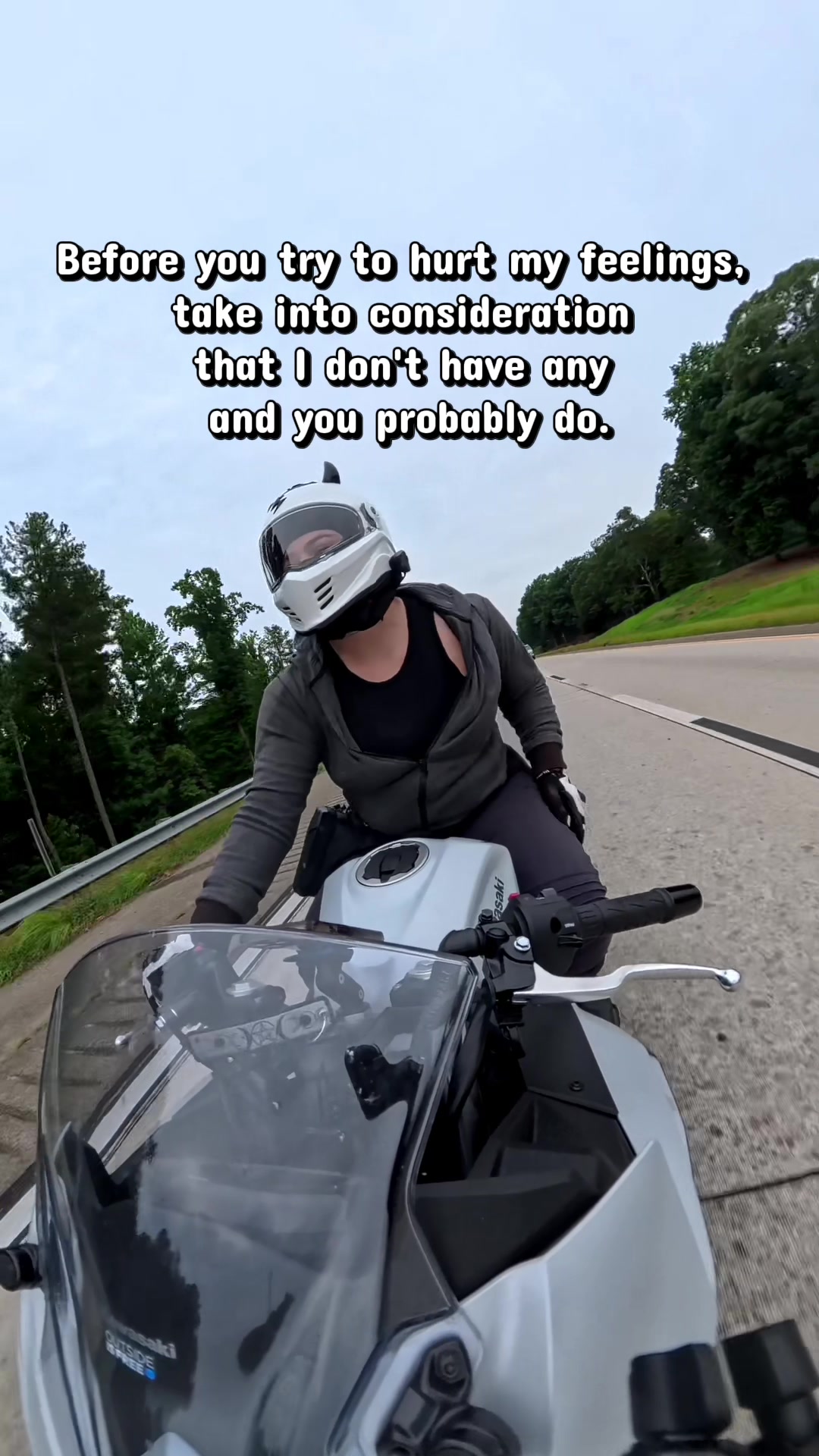 @MoonlitMoto