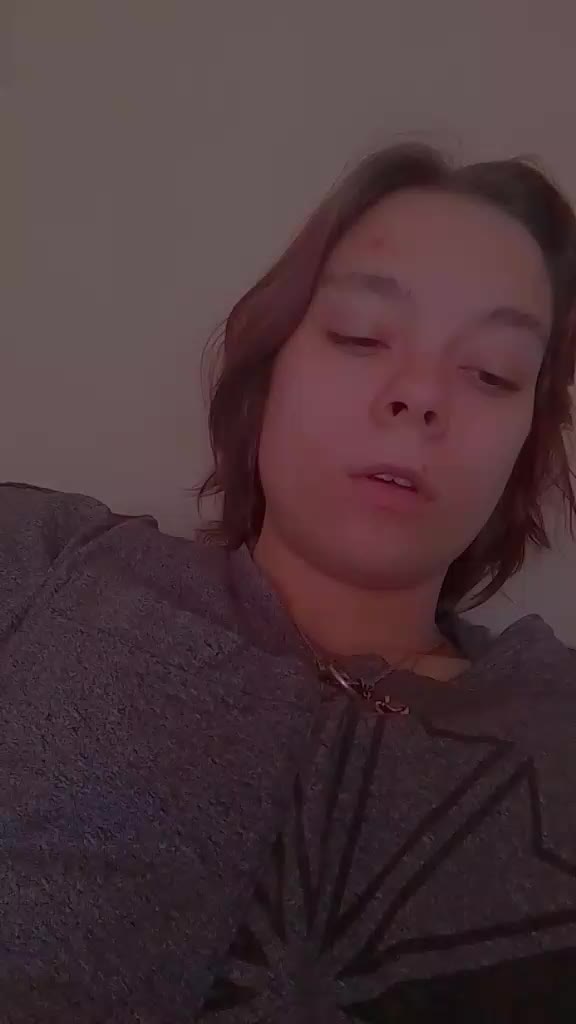 @Разбитая Девочка💔😈