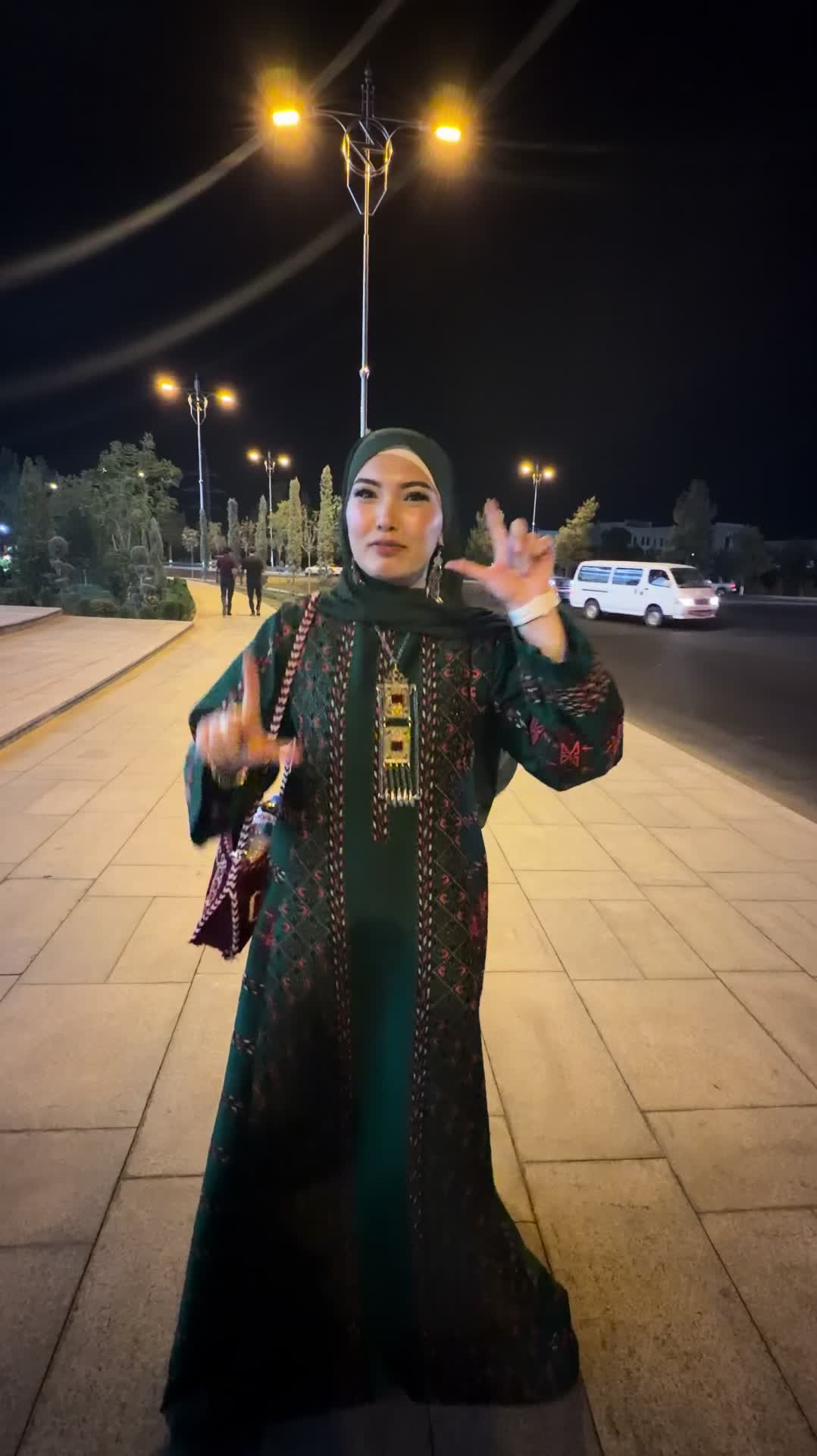 @dr.GunchaAtajanowna