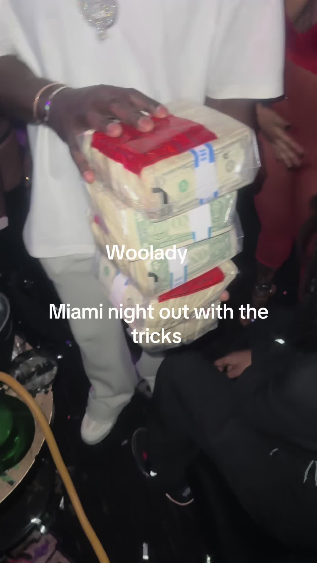@wooladytv