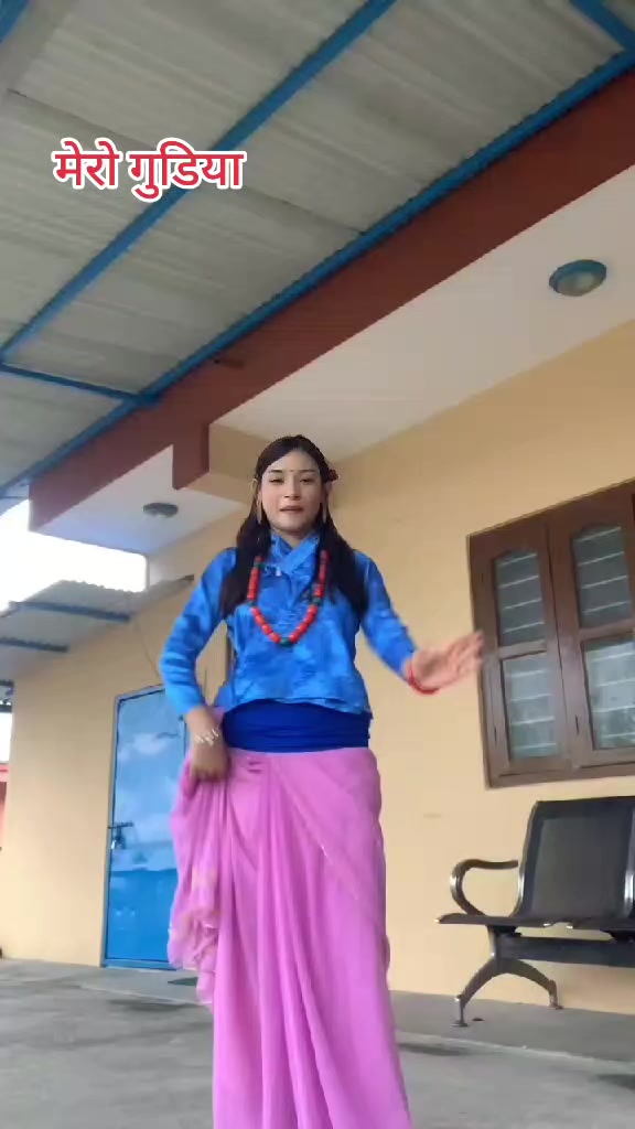 @सानु😘सानु