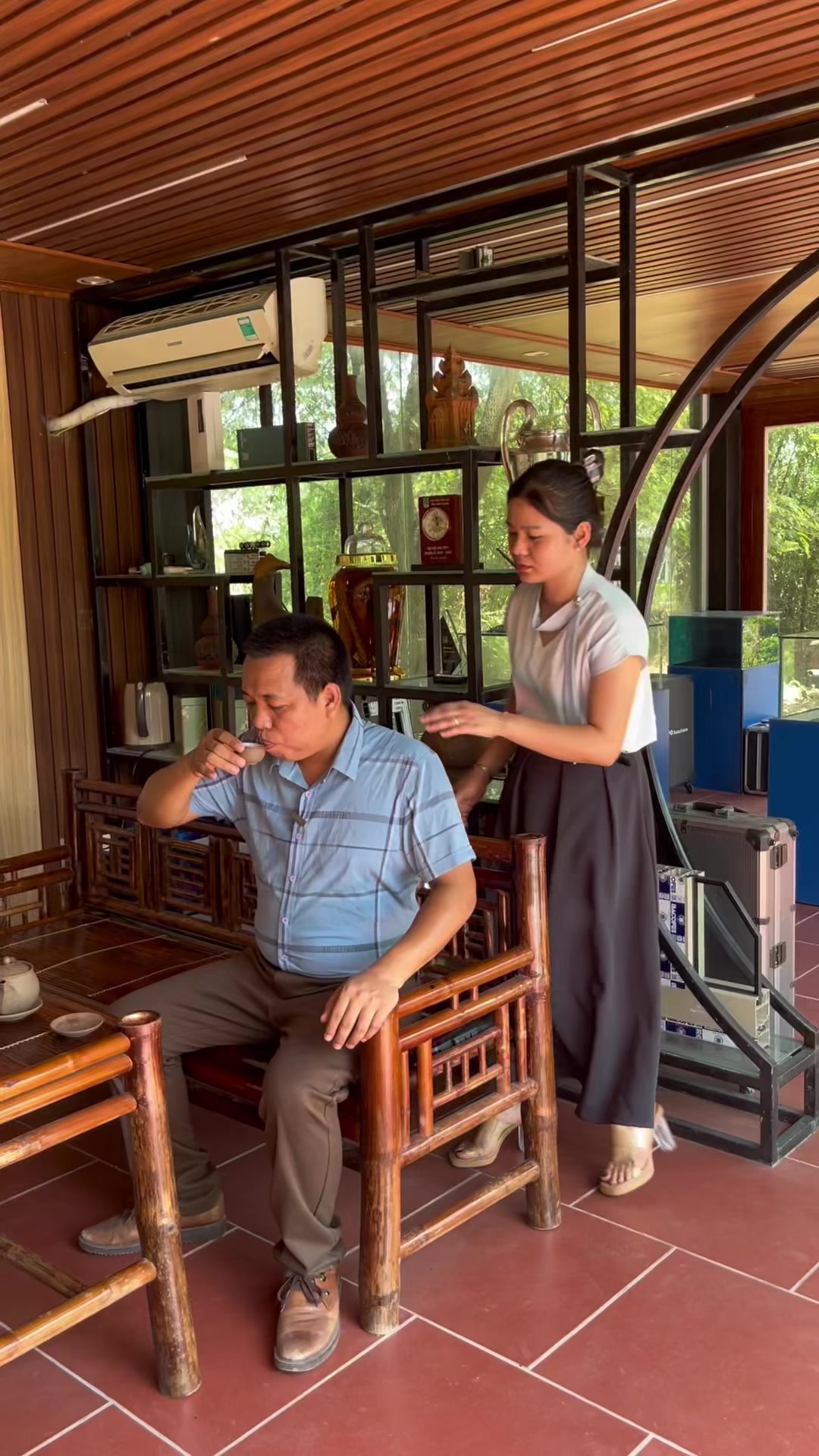 @Chiến nh&ocirc;m