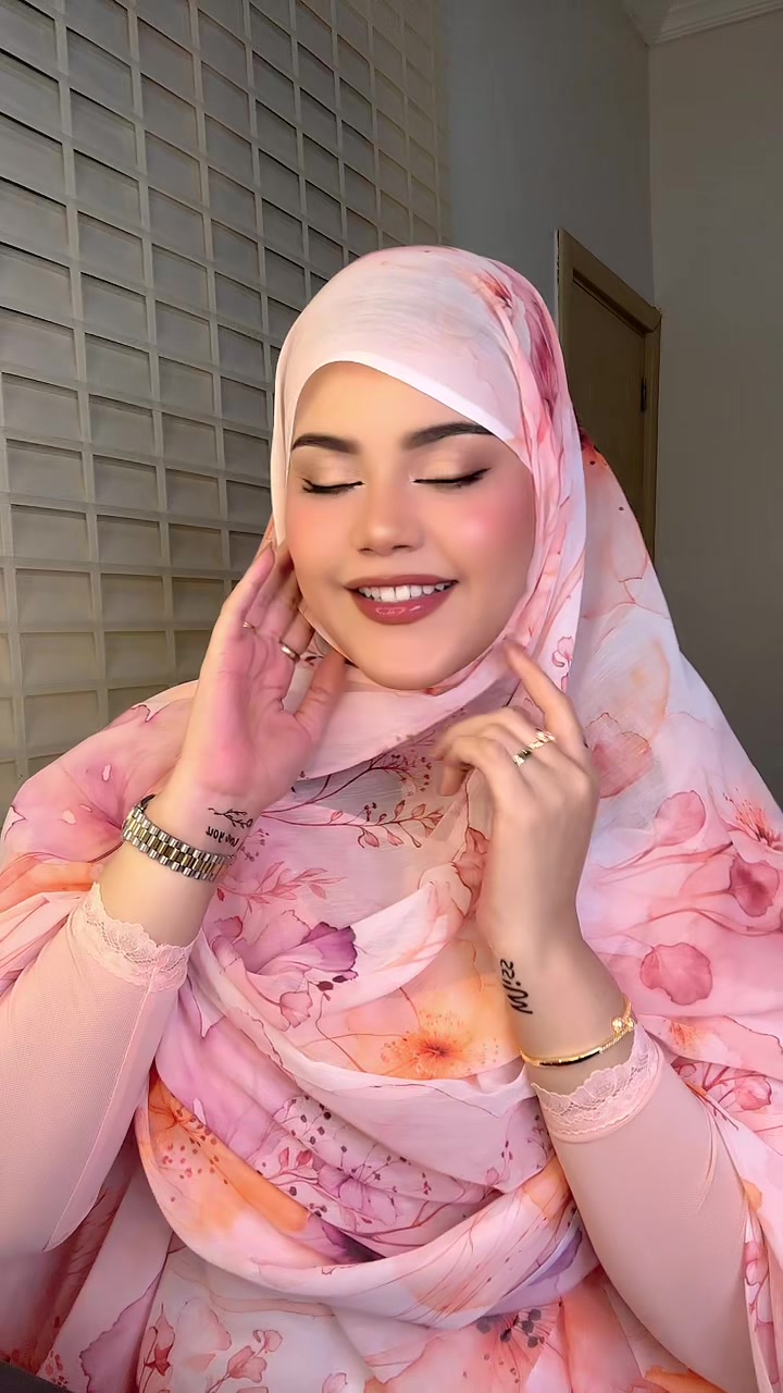 @حنين حمدي