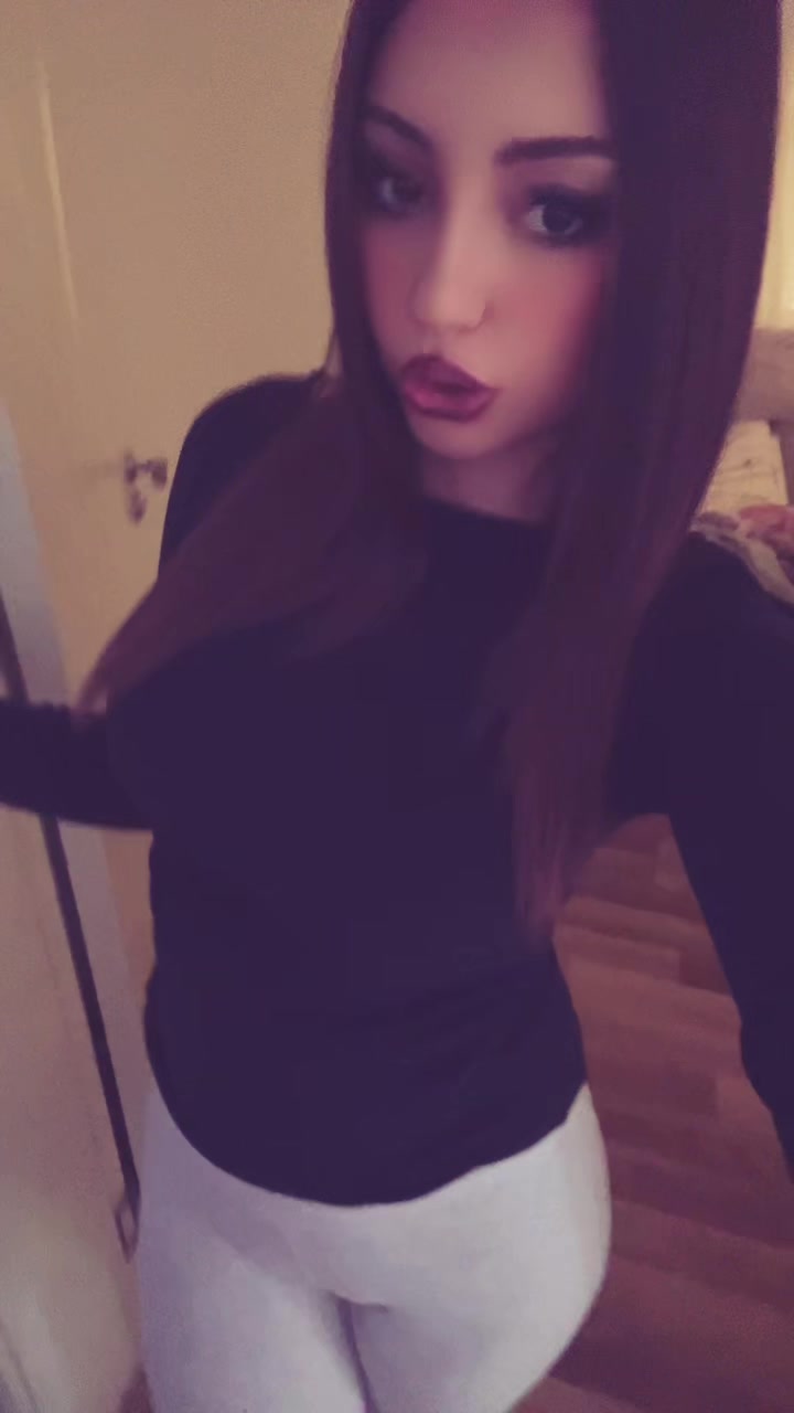 @Yllza