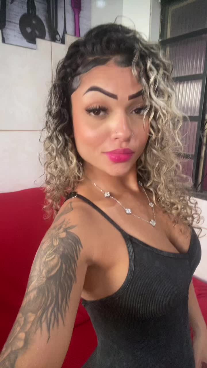 @Emily Vieira 🫦🔥