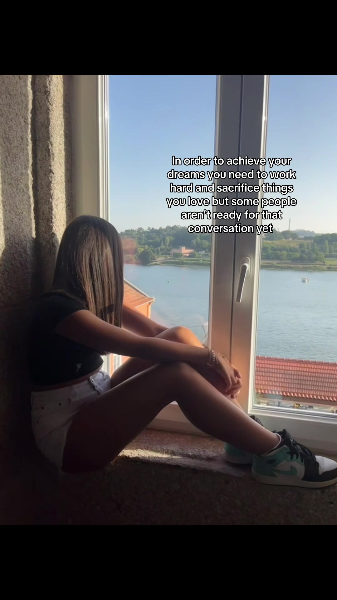 @j&uacute;lia machado