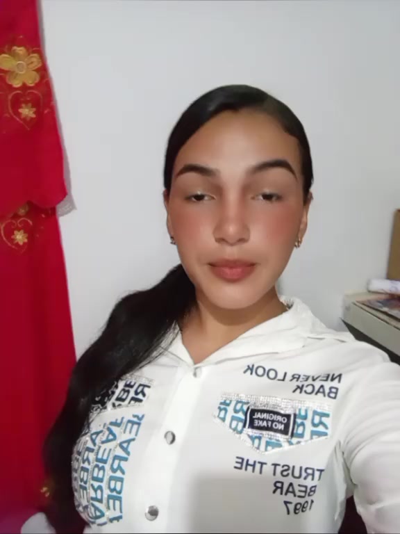 @VERONICA👸🏻