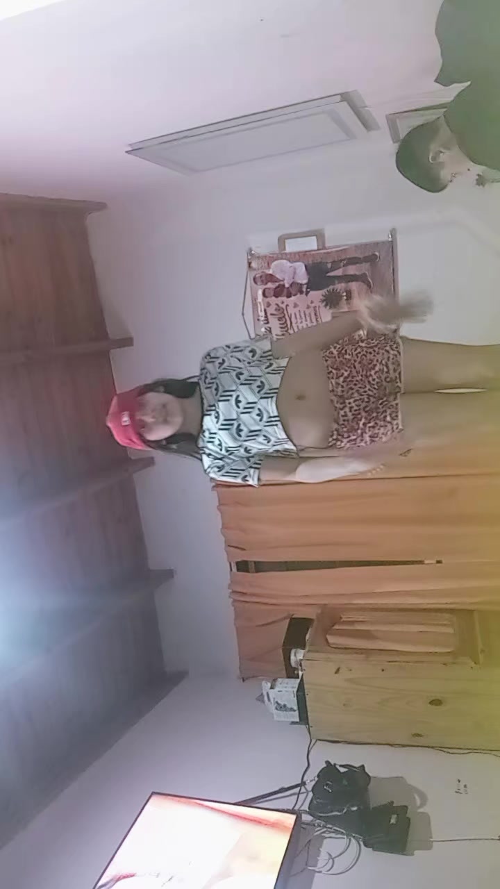 @clara