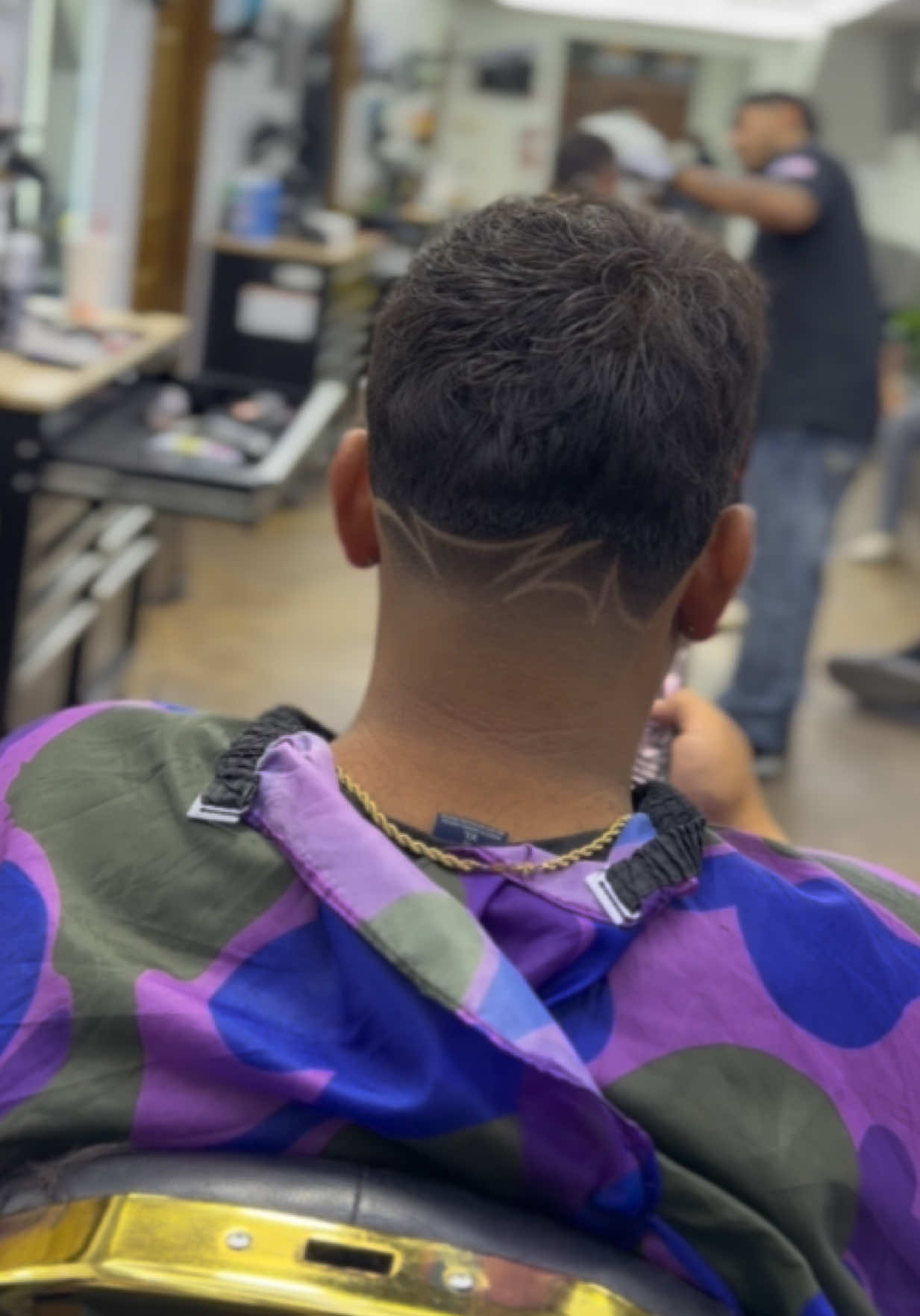 @Jisai Barber