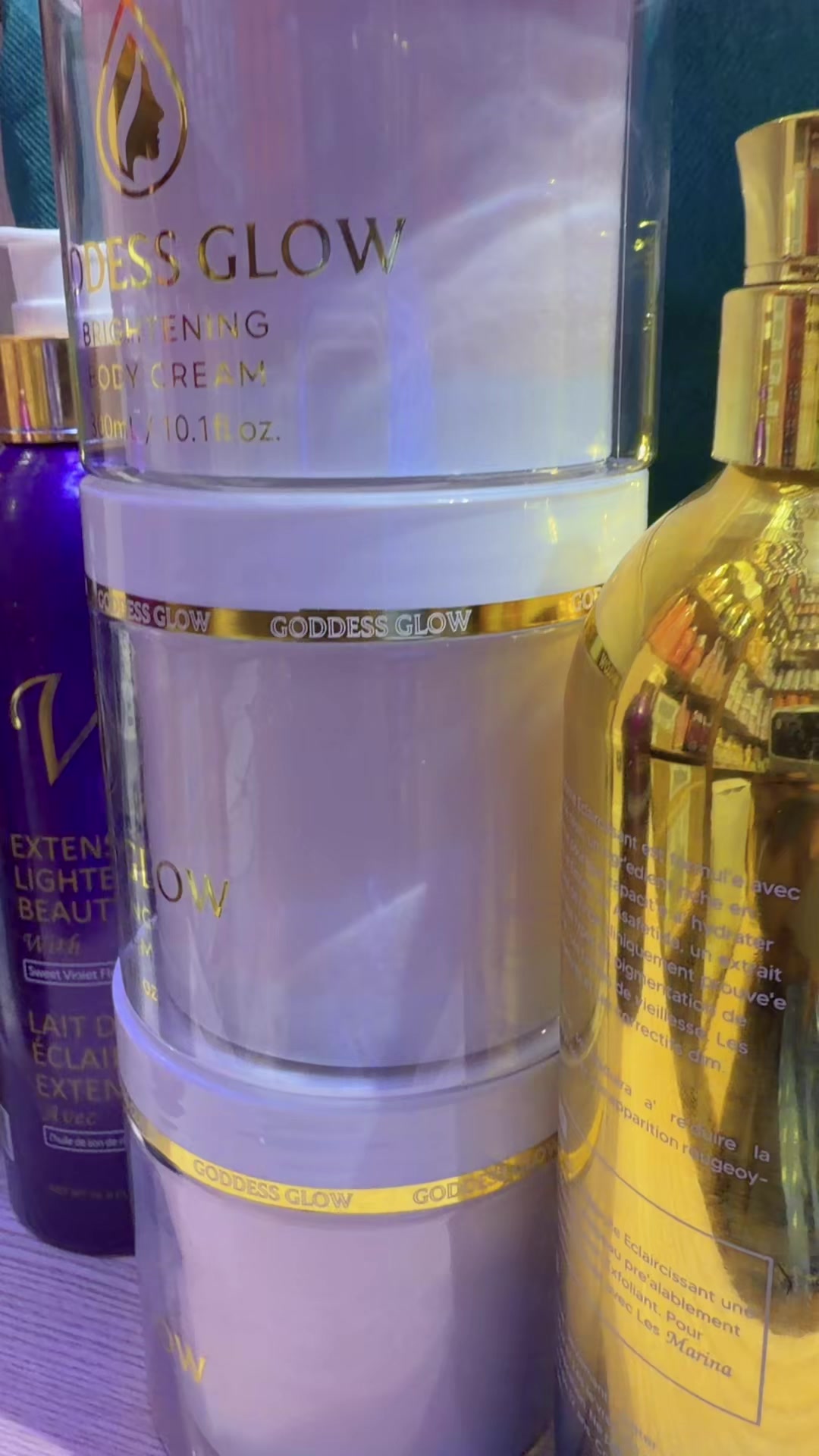 @connie_cosmetics