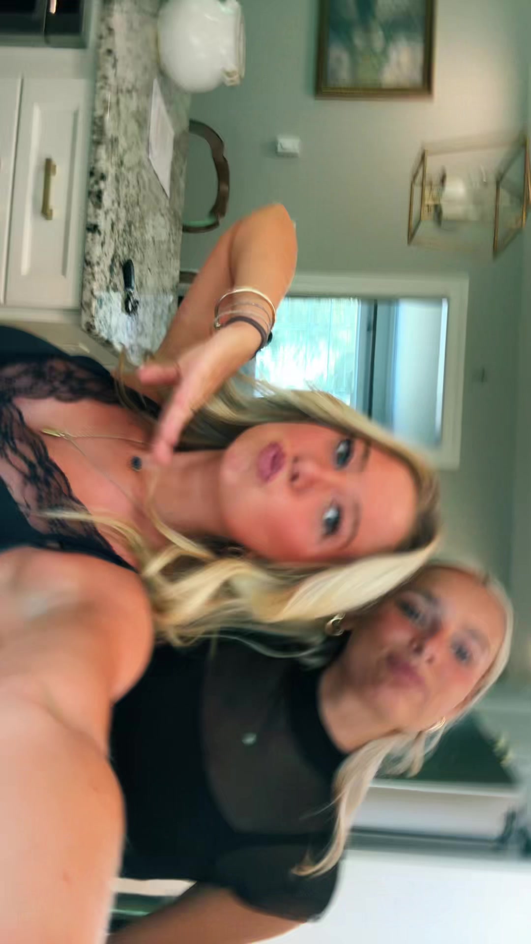 @rilyn