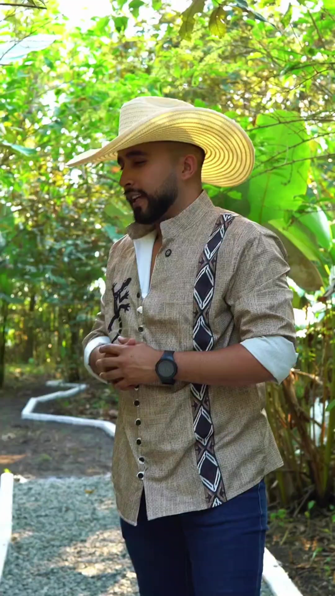 @Antonio Flórez
