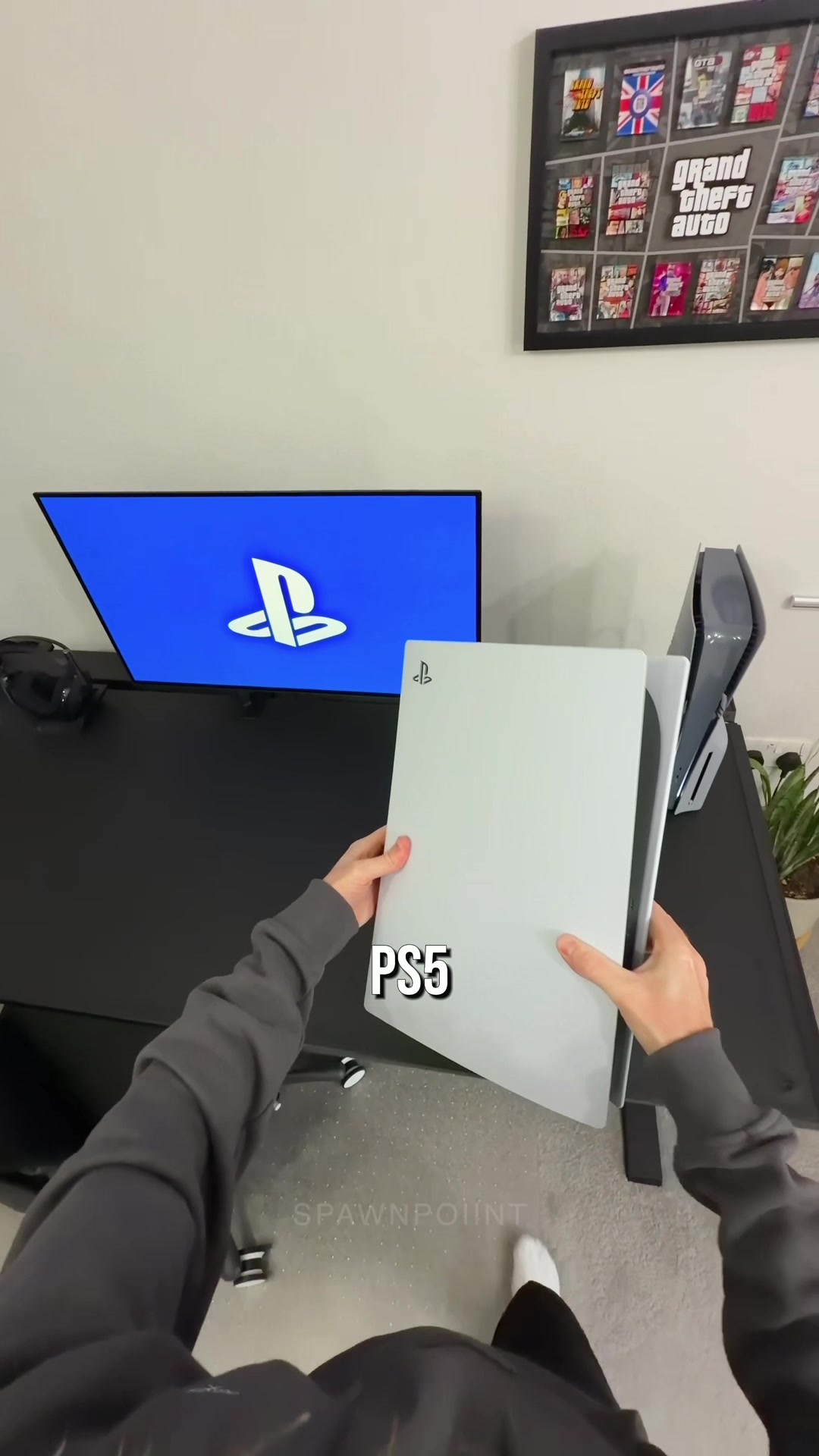 @SpawnPoiint / Chris