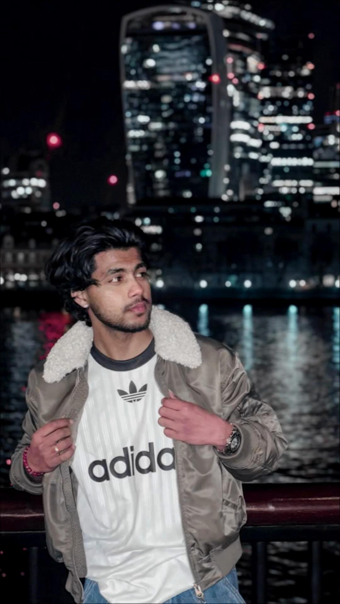 @K I S H A N T H 🐅🇬🇧