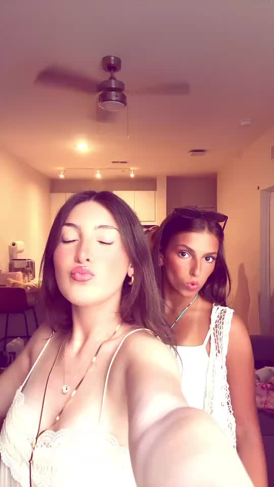 @Sophia