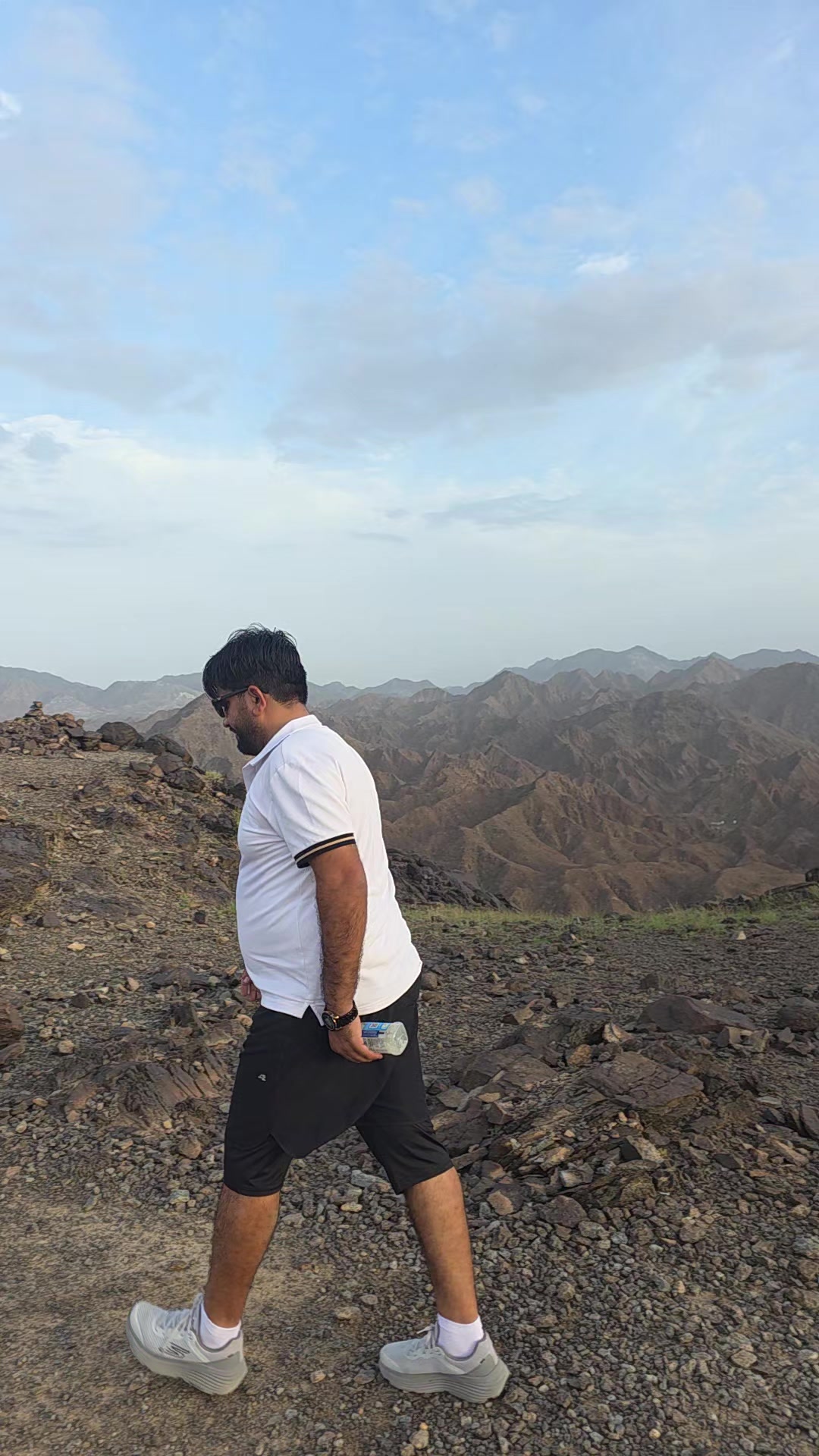 @Aqib khattak🇦🇪