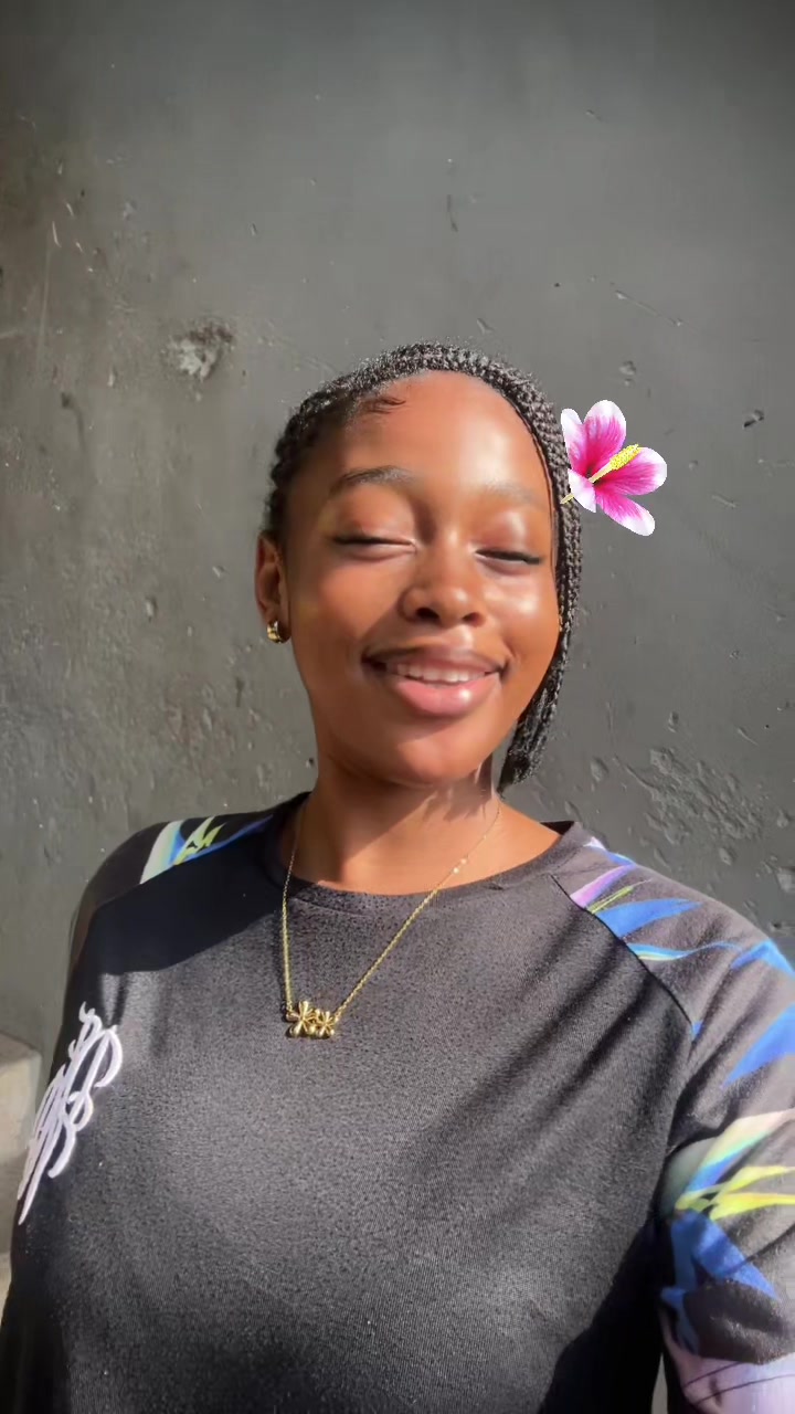@karesimi💕🥹