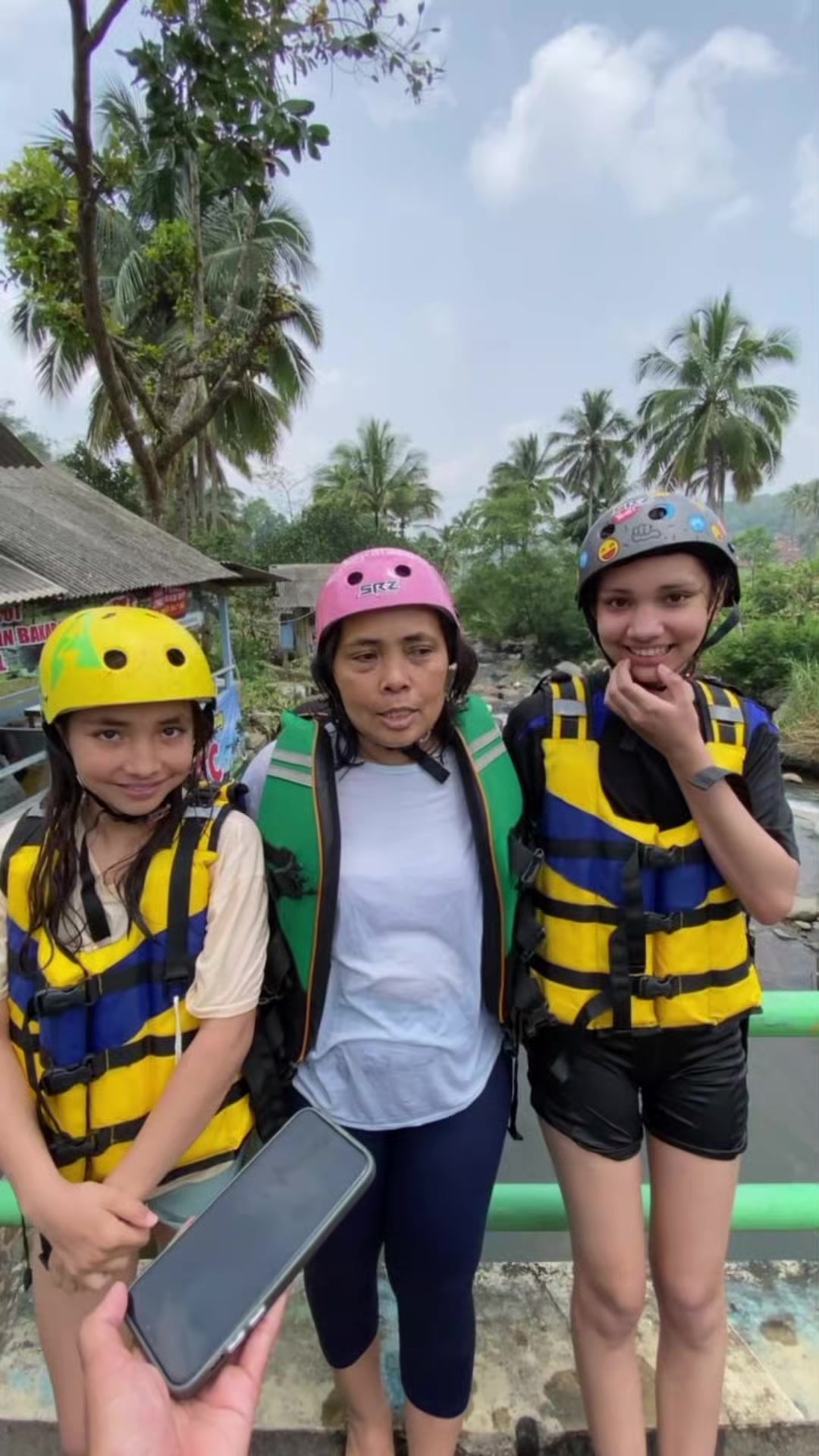 @Wisata Alam Cadas Ngampar