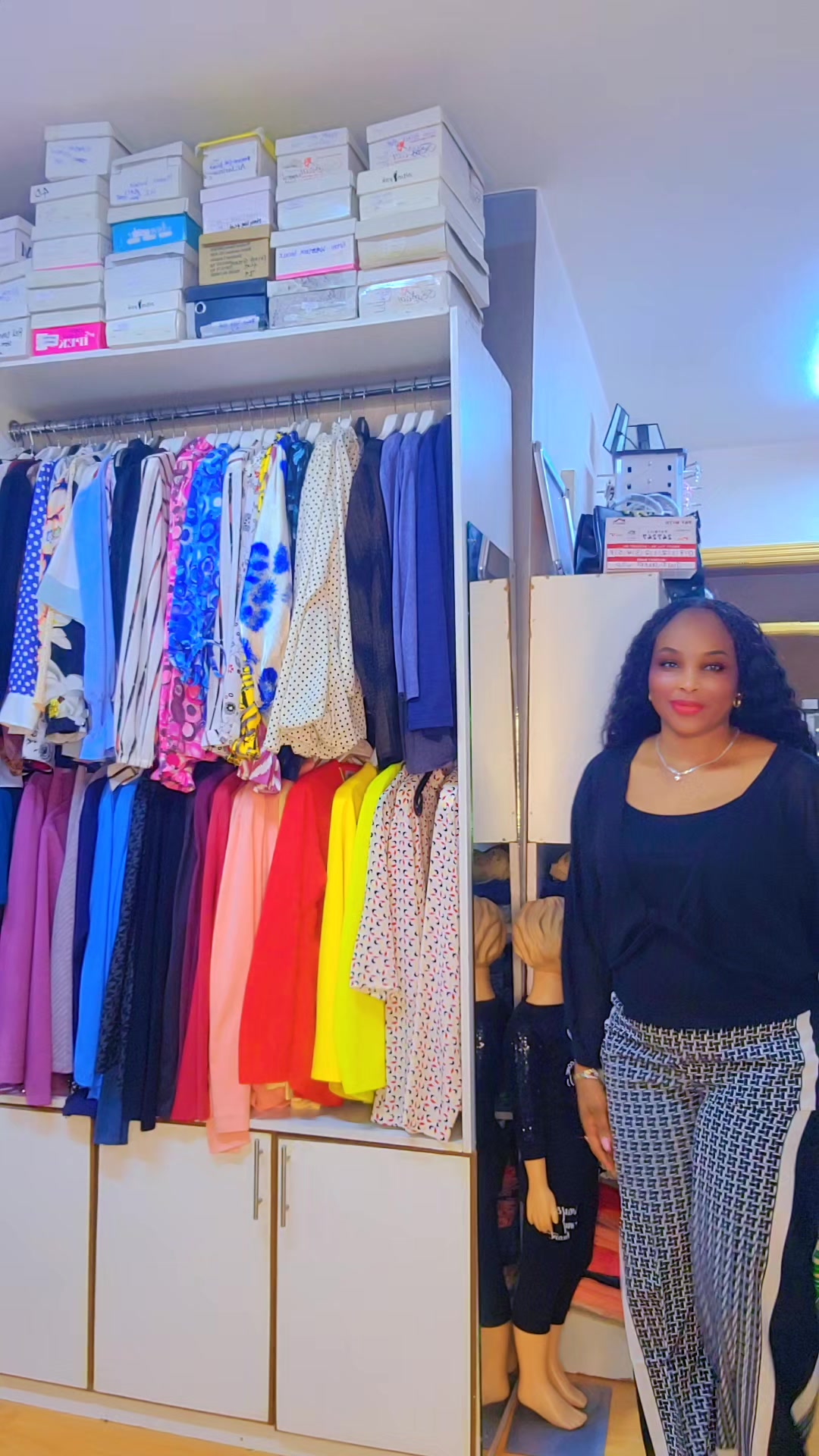 @Justselectke | Fashion Brand