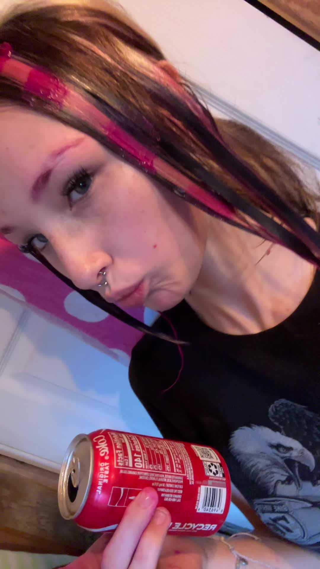 @️