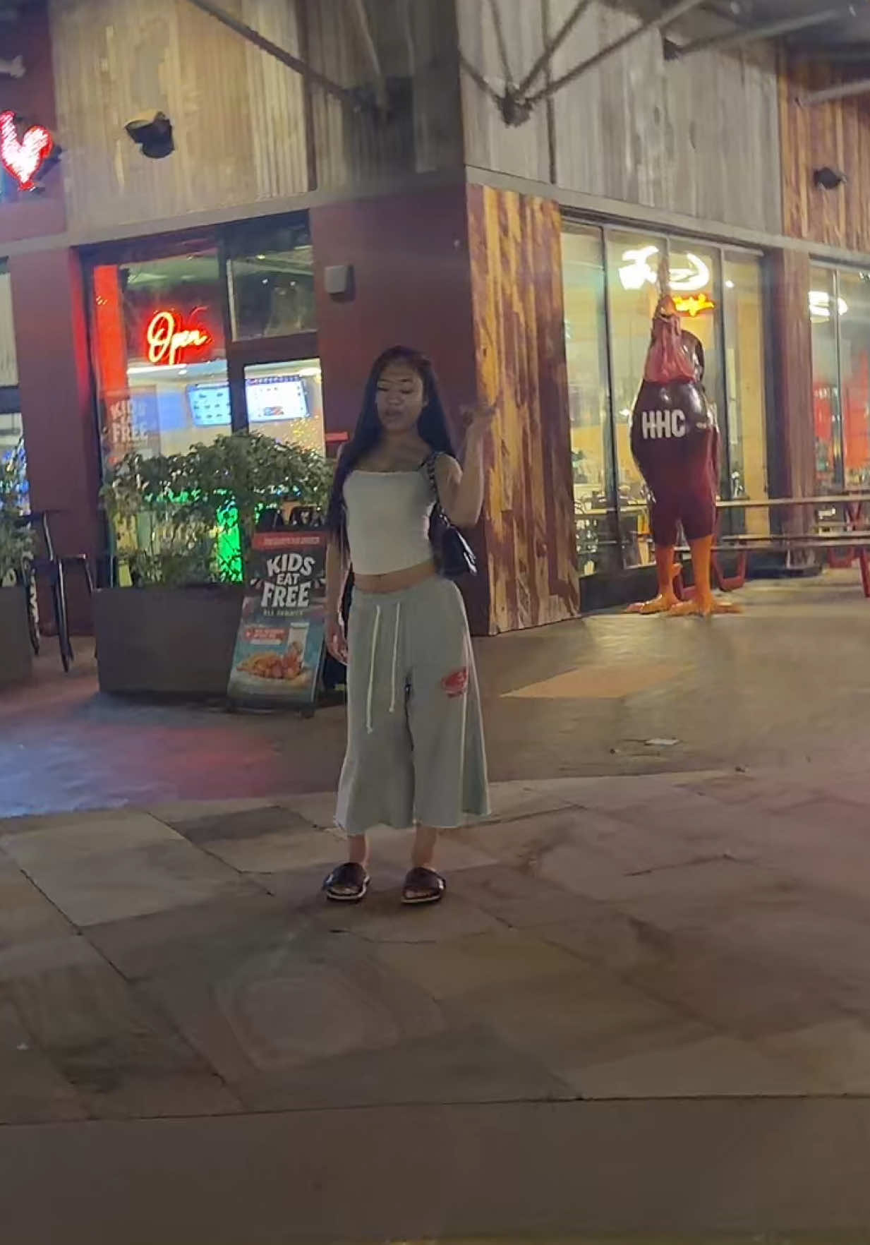 @noellemaryy