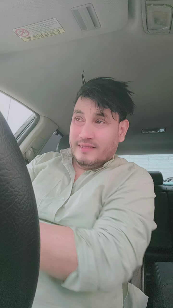 @Ham Tum Azmgarh🇮🇳