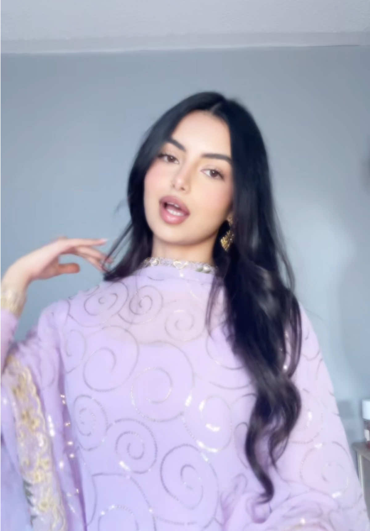 @𝒫