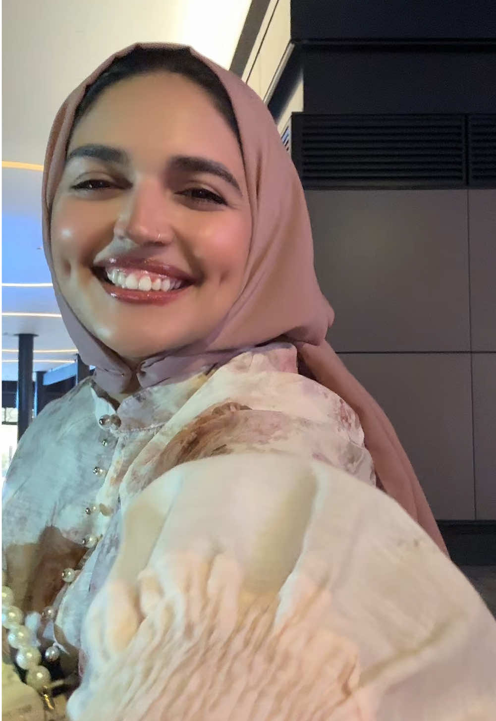 @FARYAL 🕊