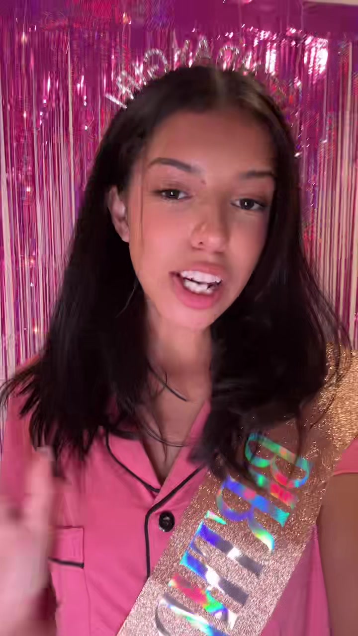@ariaxnicole