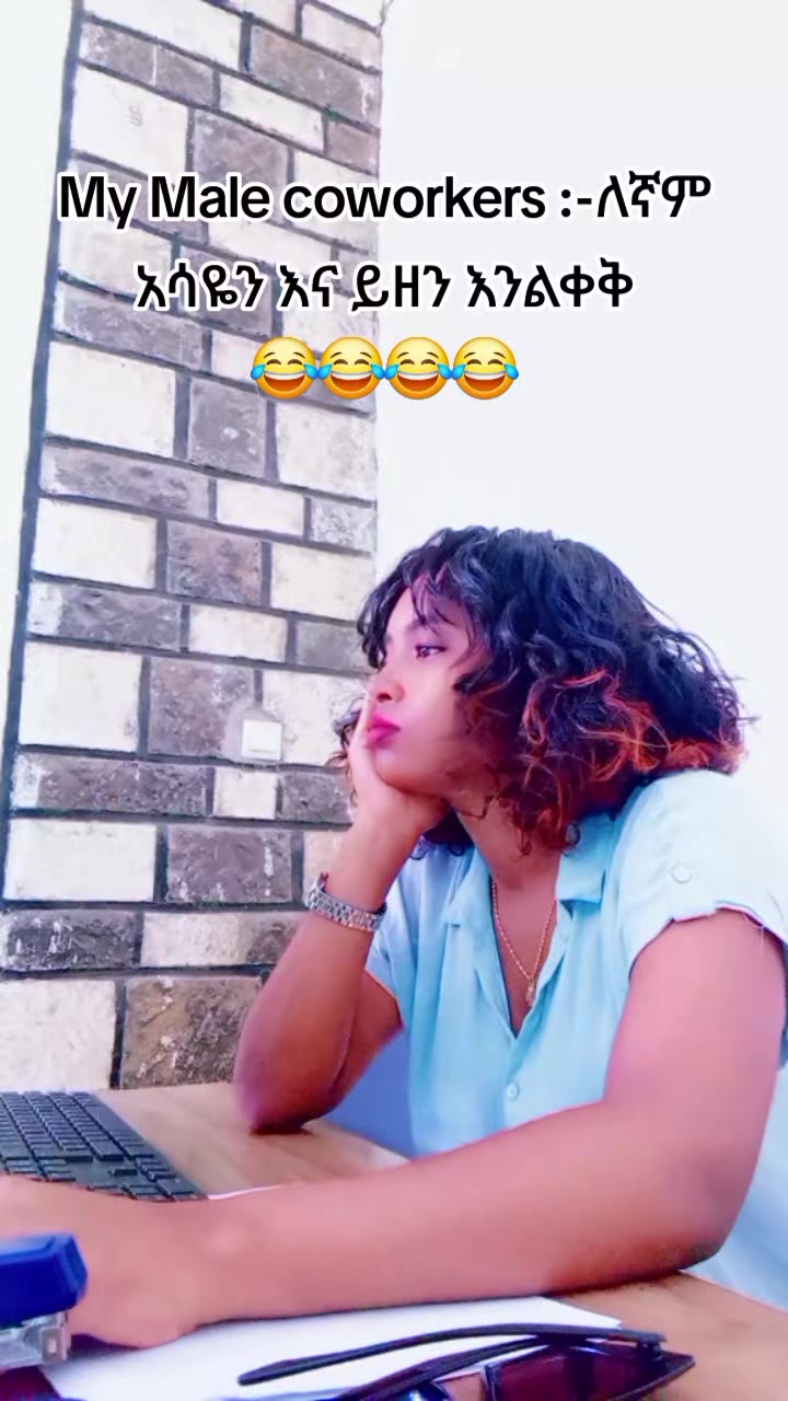 @Zizi