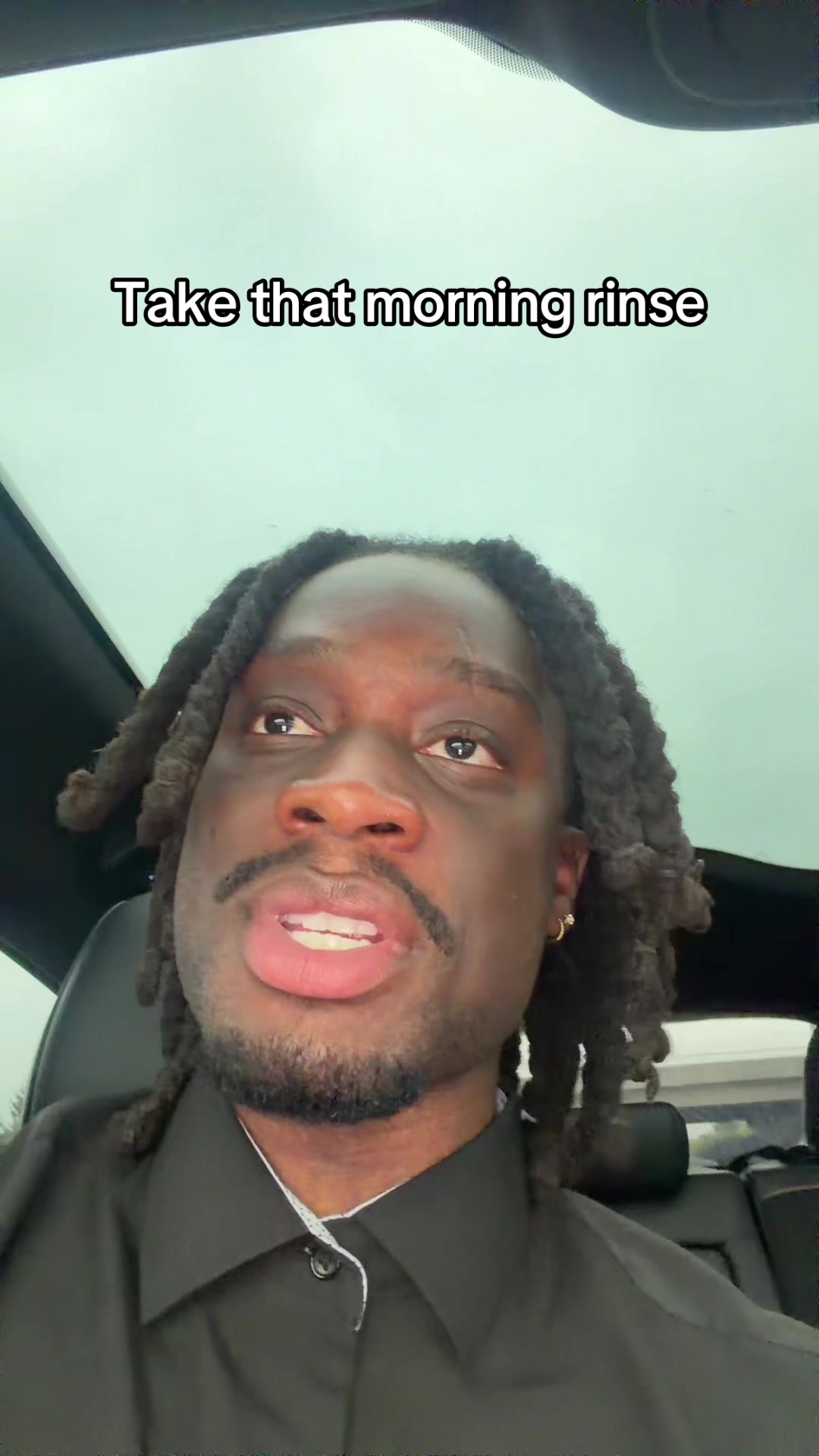 @uɐǝſ ˙ʇS ʎǝssǝſ