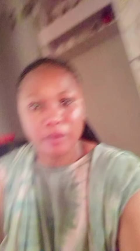 @Julia🦺🛍️