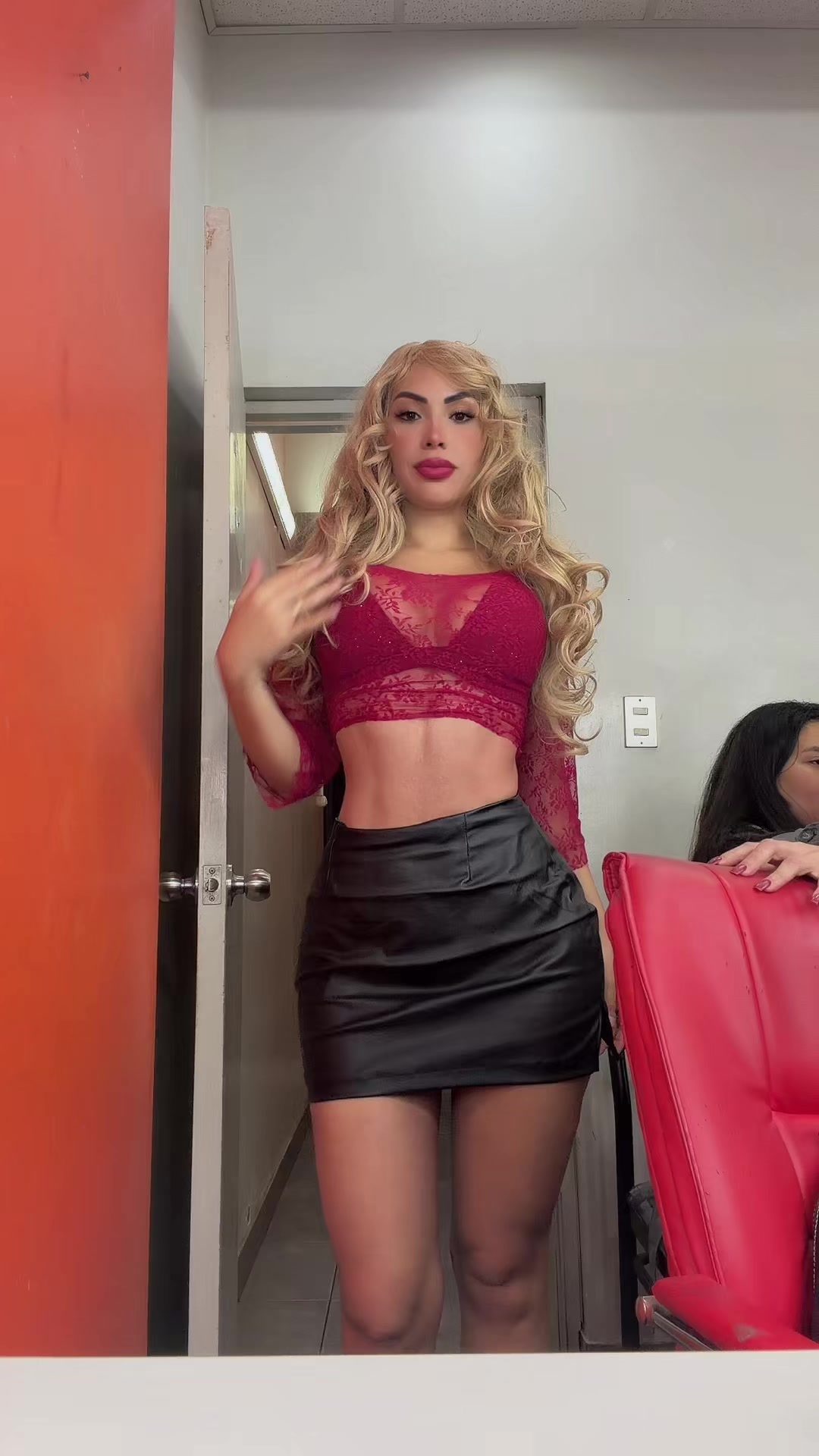 @leslyreynas