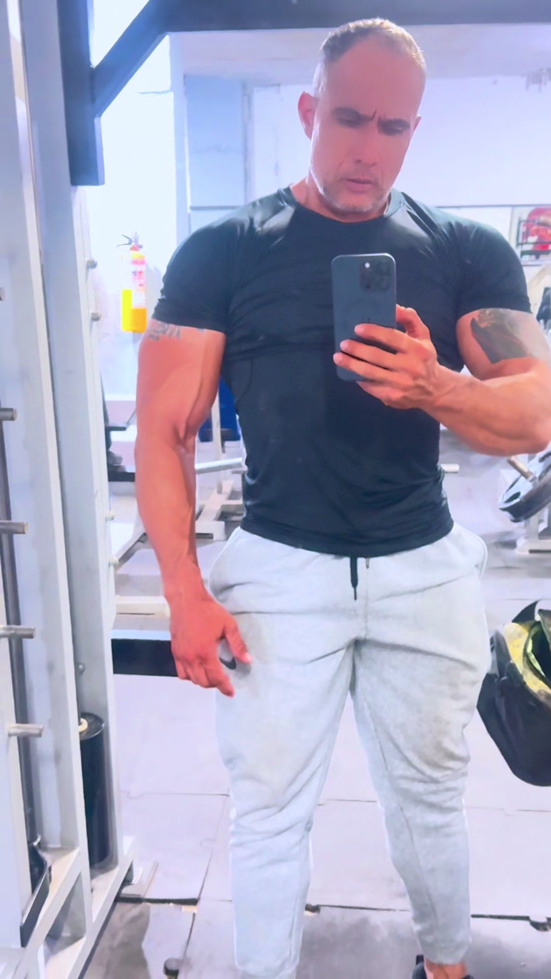 @julianbodibuildier052414