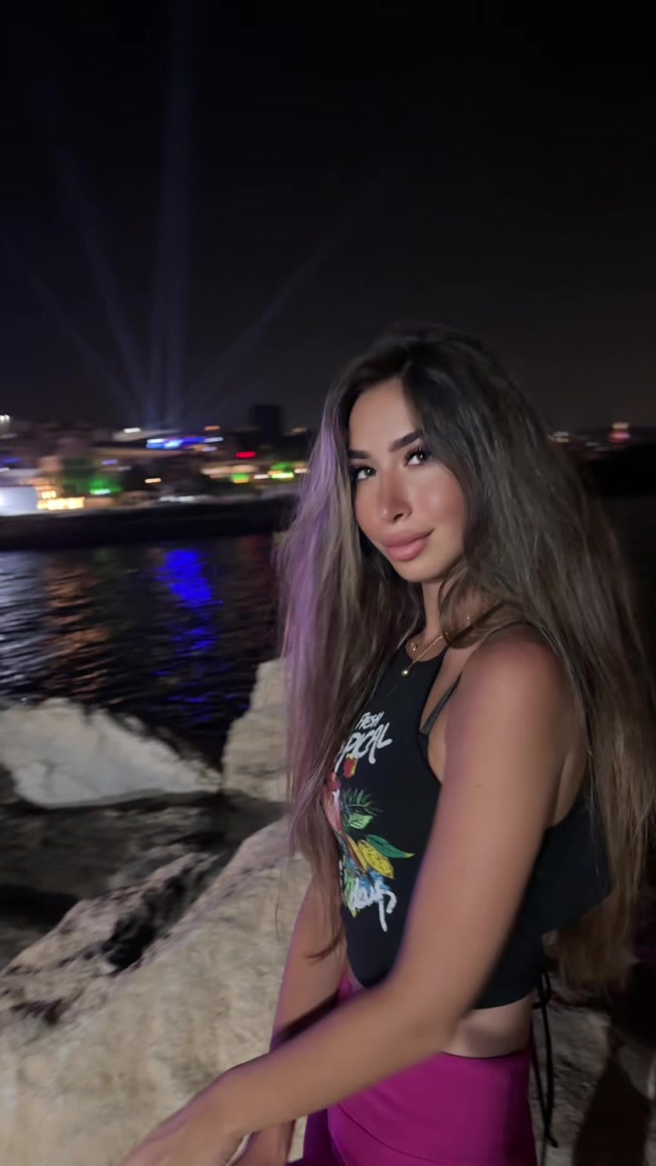 @Crystal_ice25
