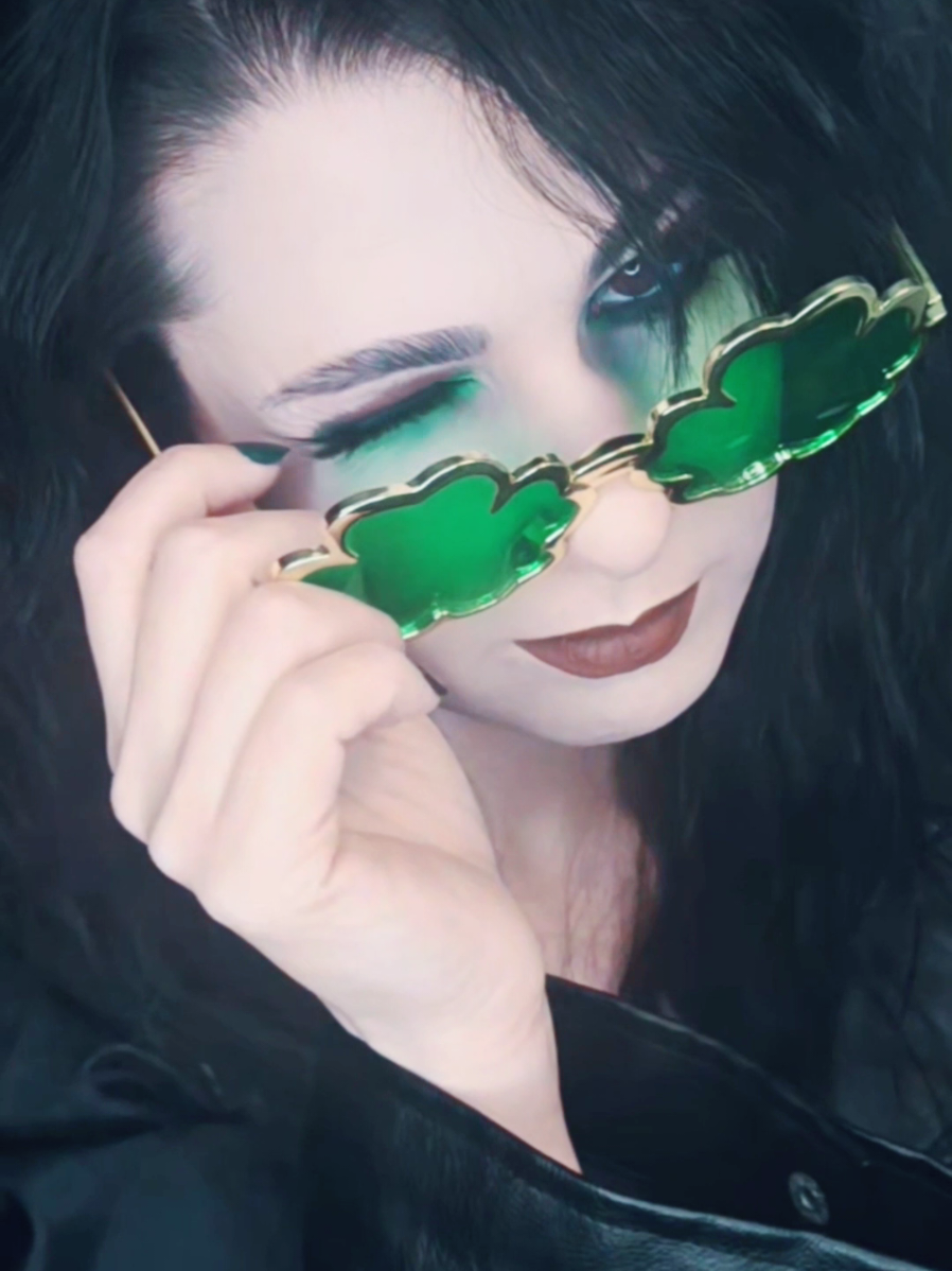 @𝕱𝖑𝖚𝖋𝖋𝖞.𝖔𝖓𝖊