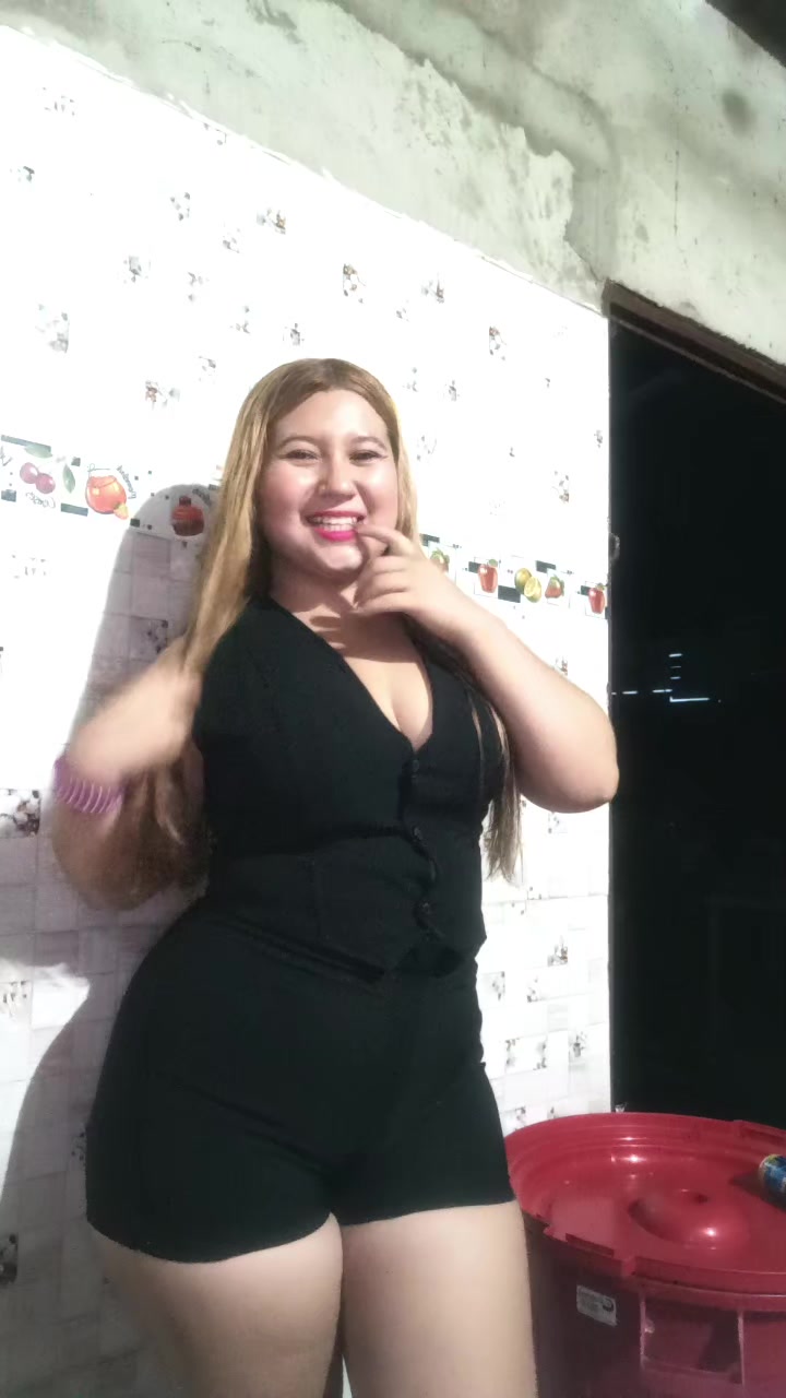 @Nayely