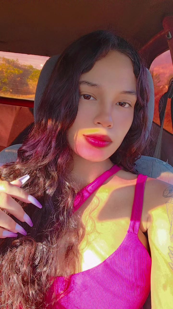 @greyce kelly 🦋