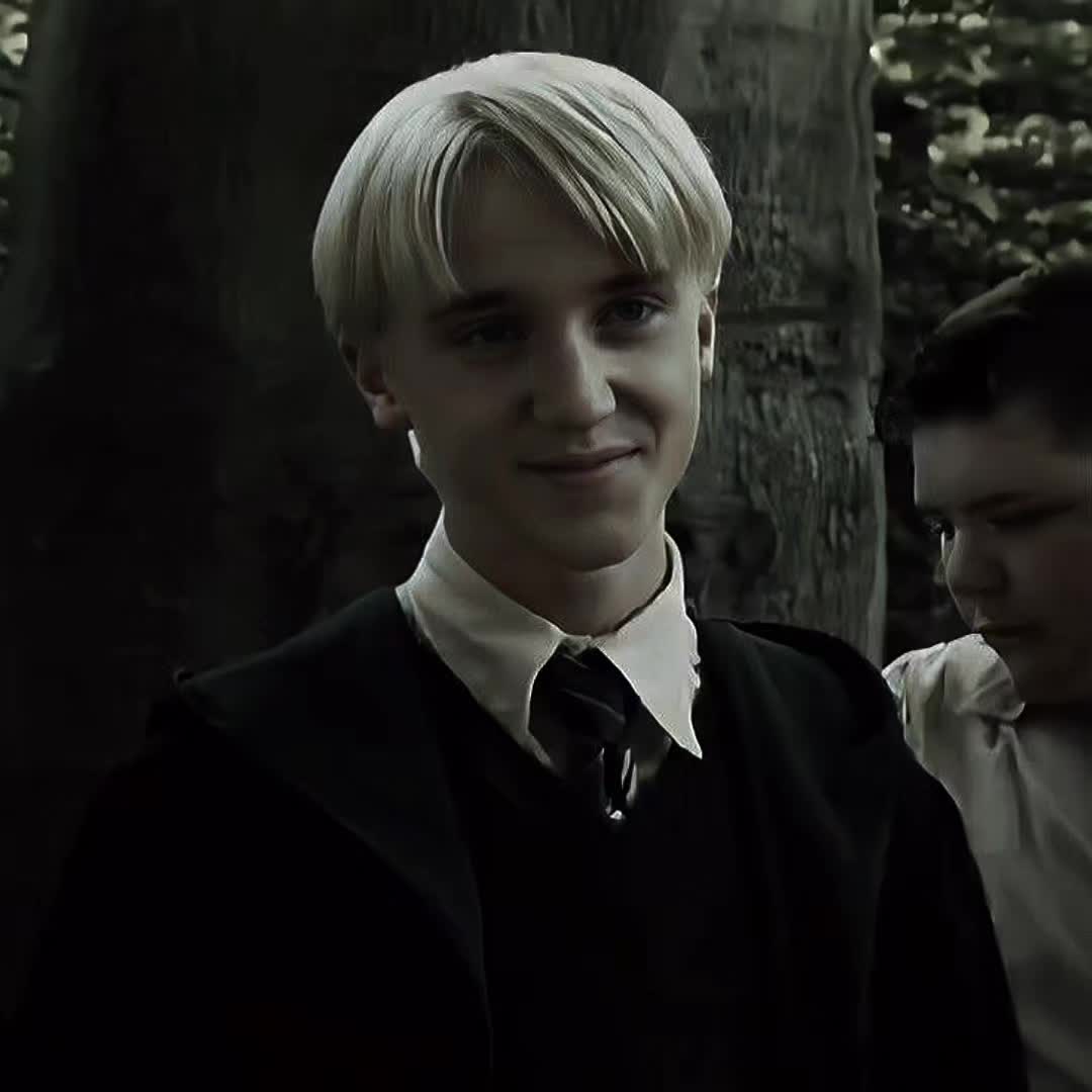 @Pdracrry malfoy⚯ ͛ ❾¾