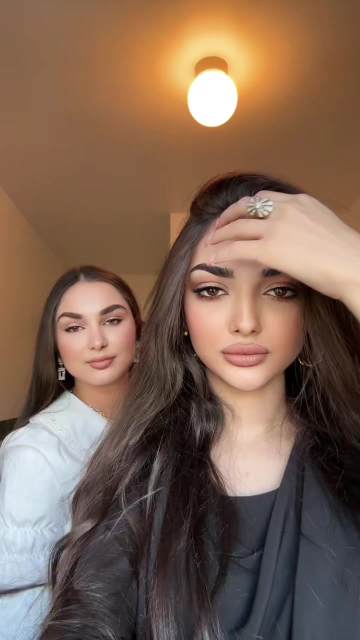 @Angelina