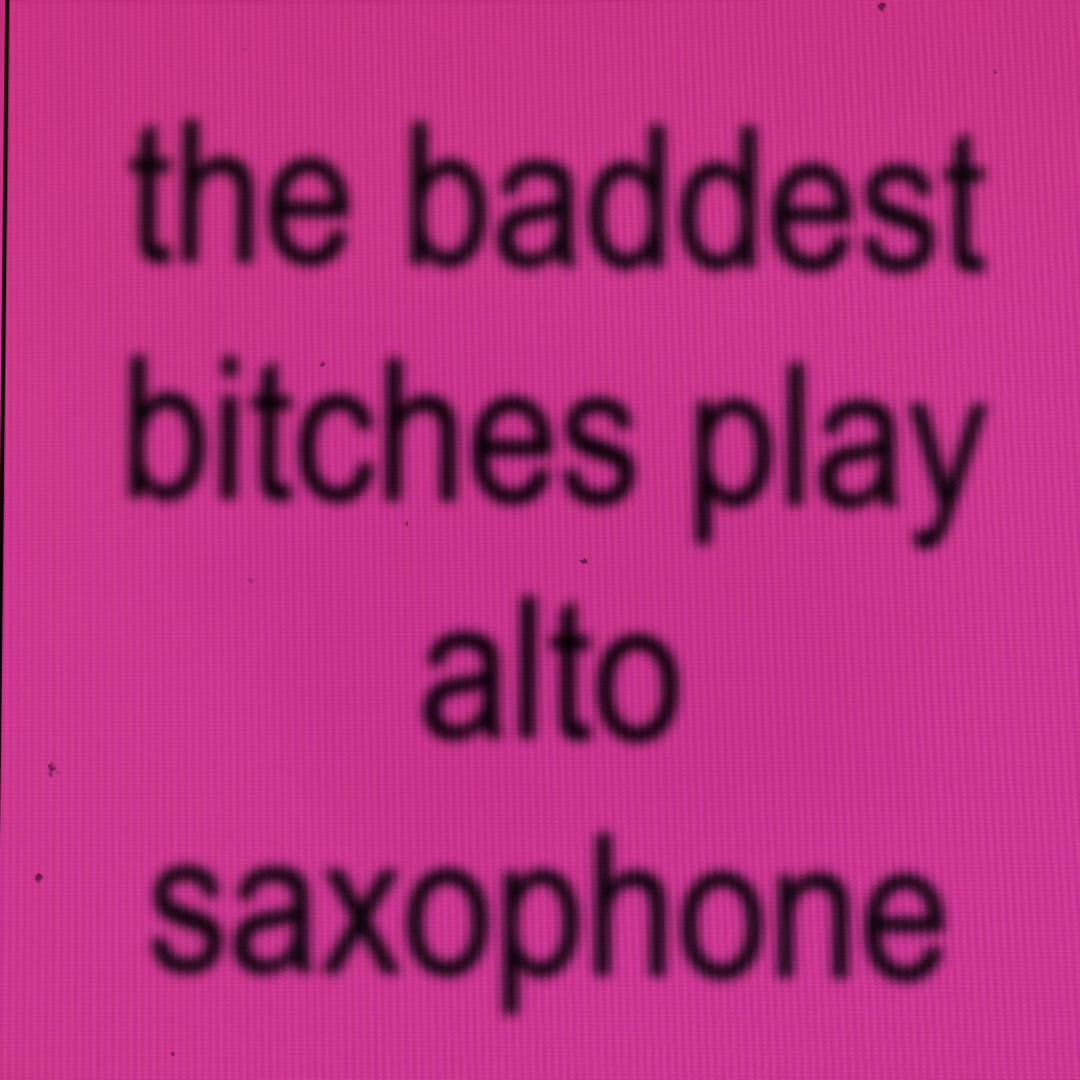 @✧༺🎷𝔠𝔥𝔩𝔬𝔢🦇༻✧