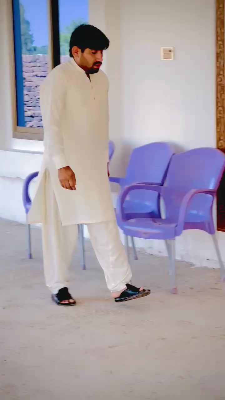 @Qaisaryar