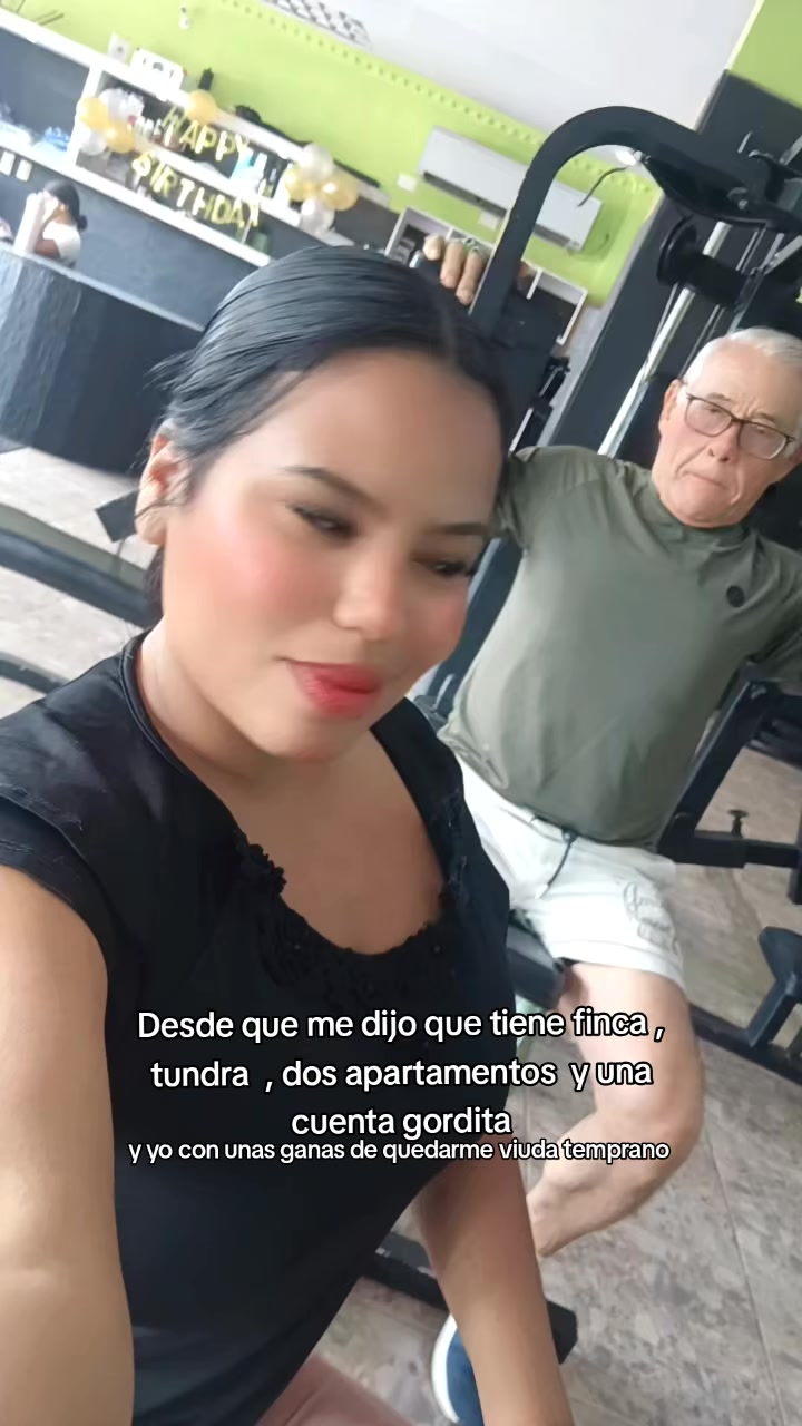 @MIRLHEN LA REINA OFICIAL 1 👑