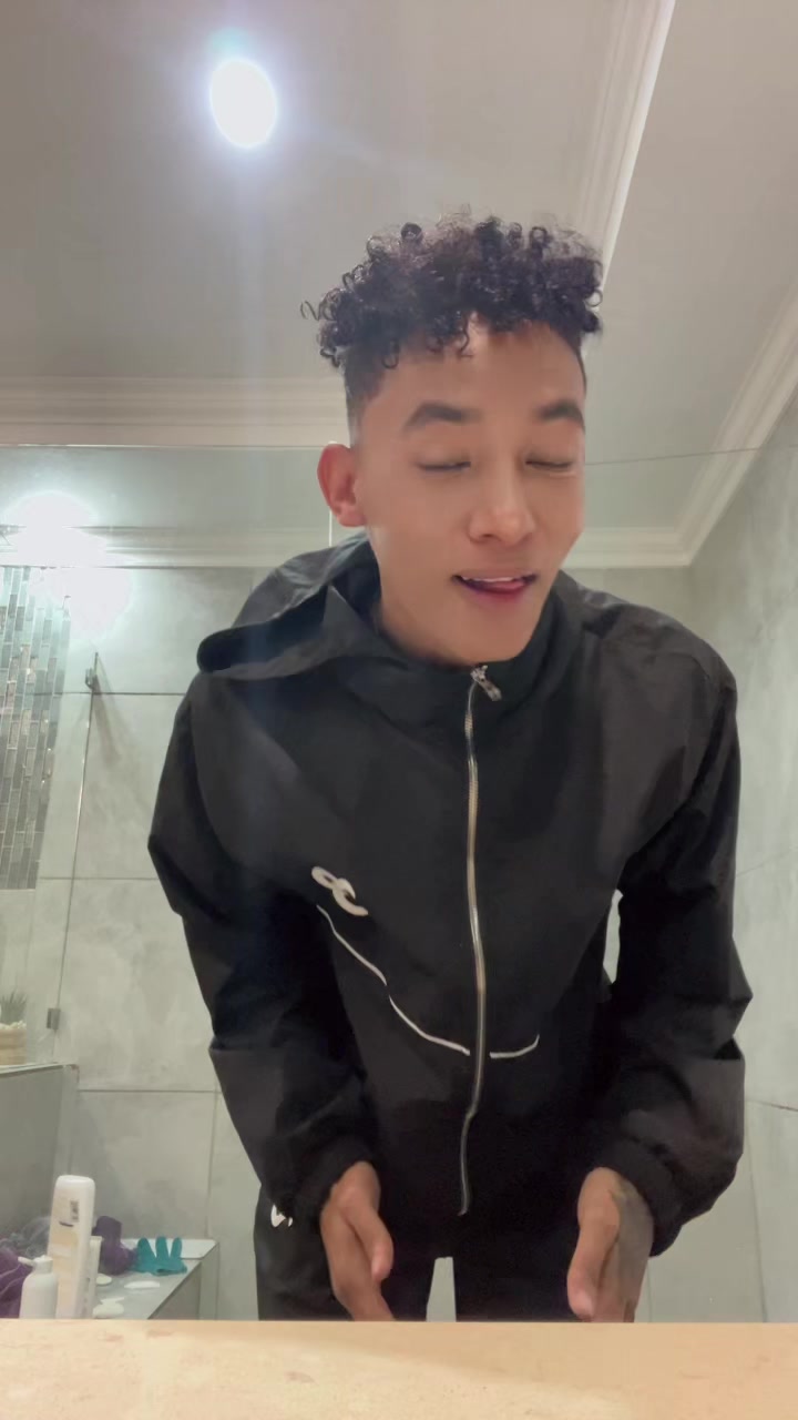 @๐
๐ฏ๐ฌ๐ฌ๐จ๐ฉ๐ถ๐ซ๐
๐๐ฏ๐๐ฆ๐ข๐