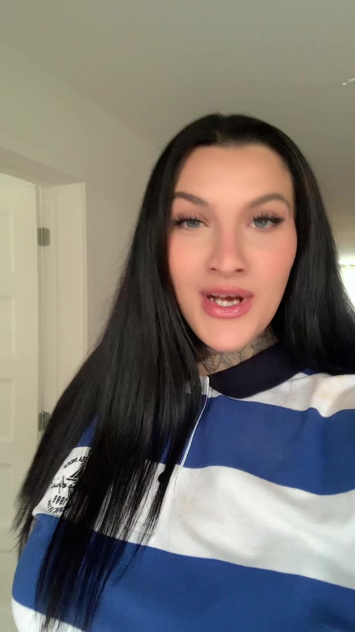 @madame Ⓜ️
