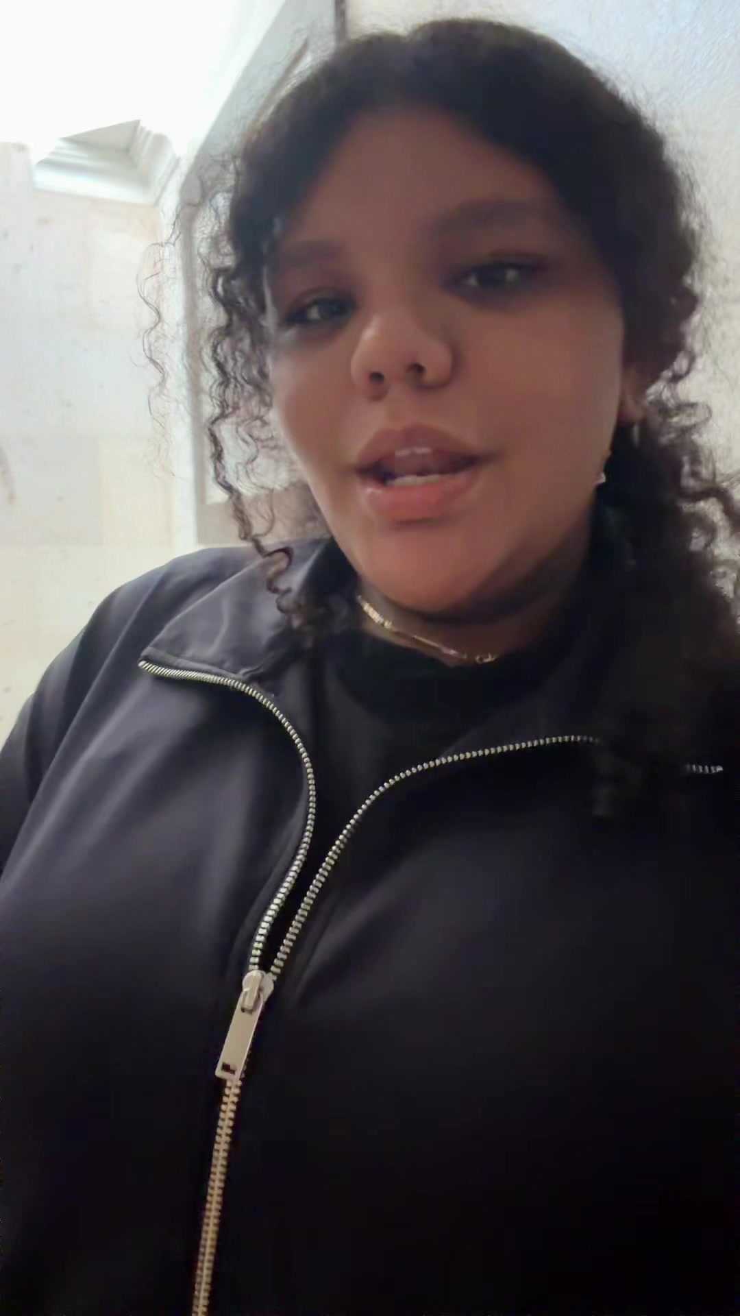 @Isabella.ov