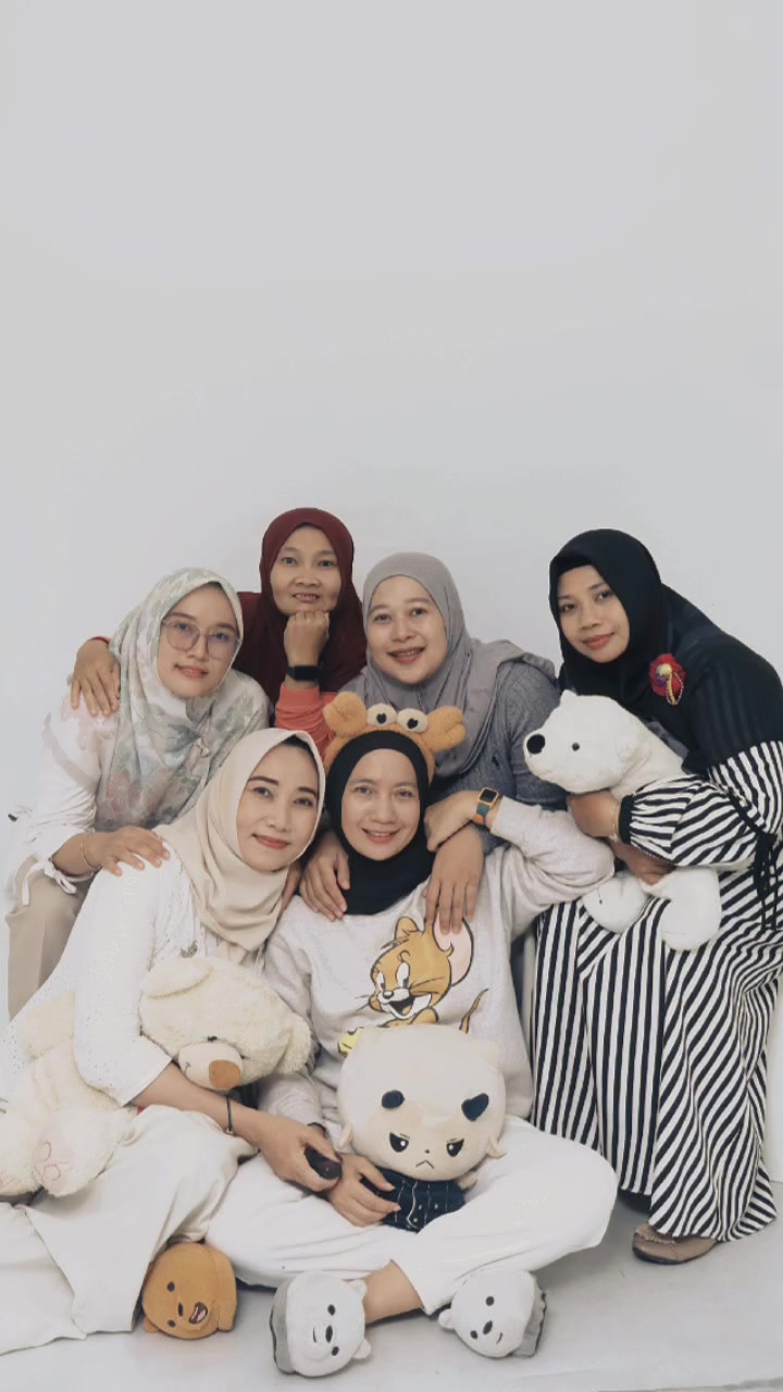 @AQILA BROWNIES