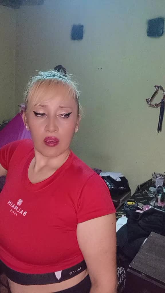@Stella Cortez
