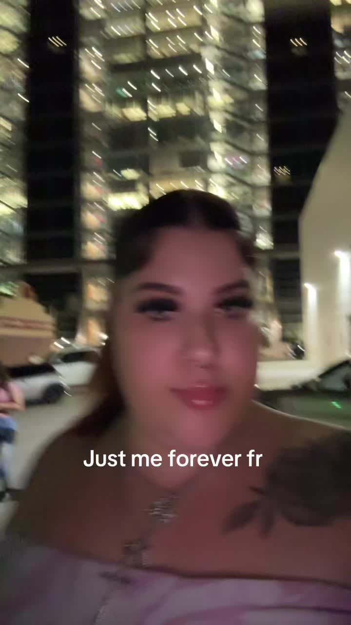 @DAVRIANA K🩷